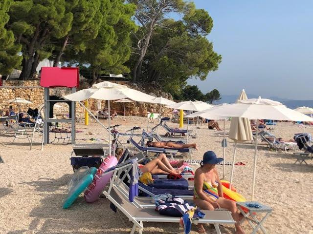 Aparthotel Villa Mozart Podgora Exterior foto